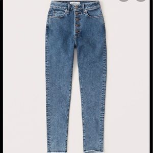 Abercrombie & Fitch Curvy Ankle Skinny Jeans
